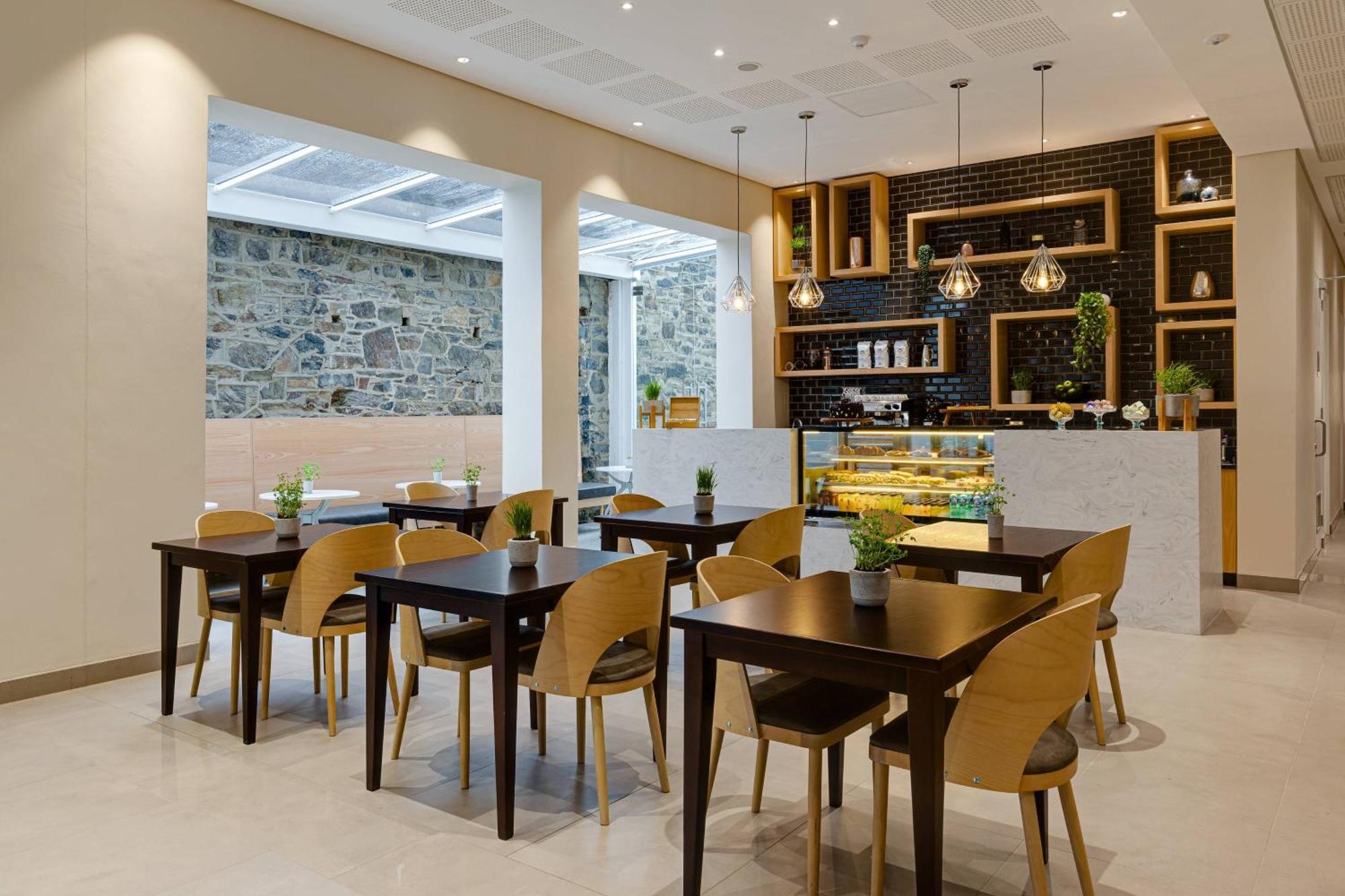 Protea Hotel By Marriott Cape Town Waterfront Breakwater Lodge Exterior foto