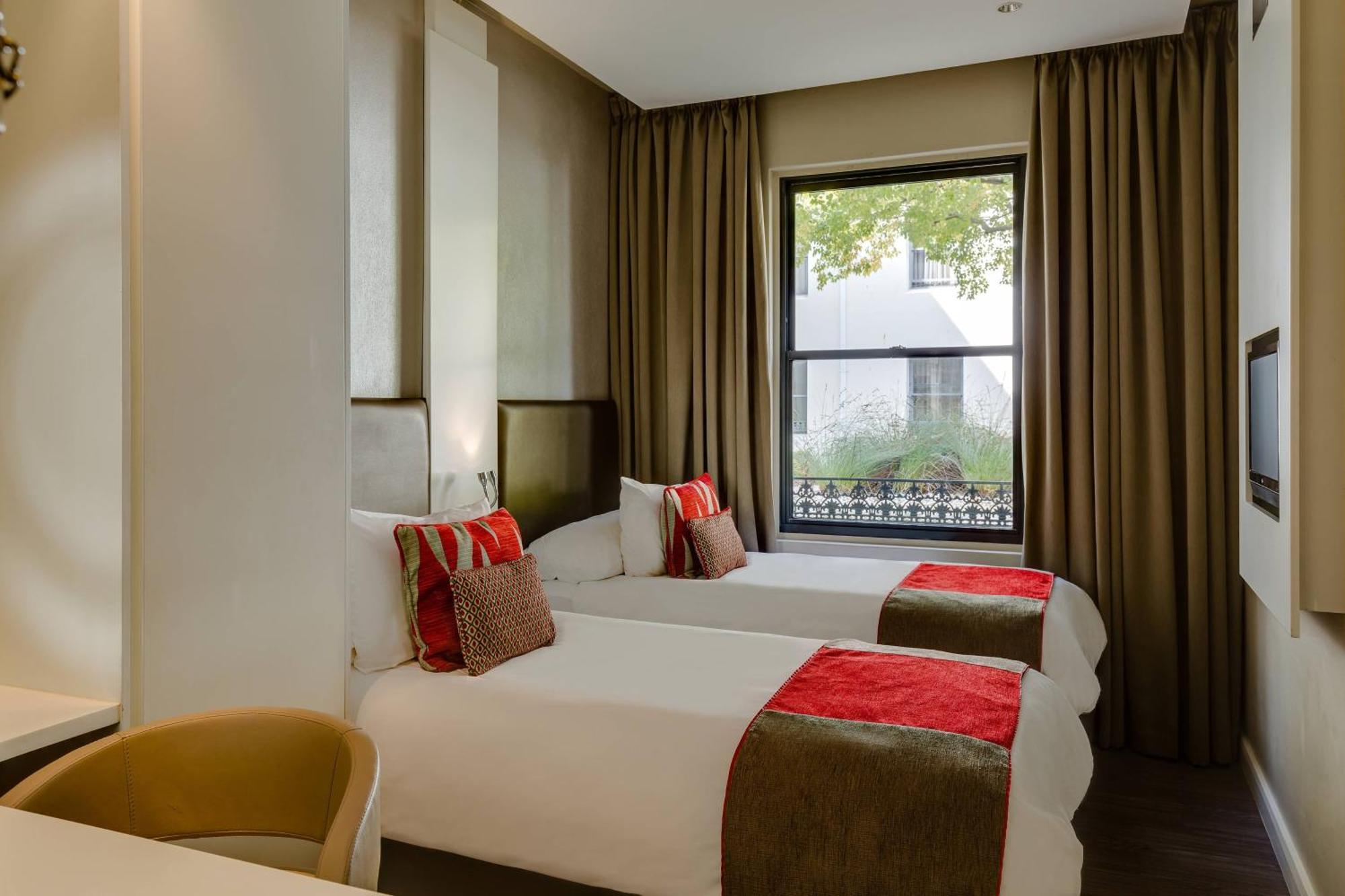 Protea Hotel By Marriott Cape Town Waterfront Breakwater Lodge Exterior foto